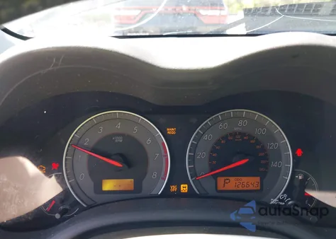 2010 Toyota Corolla S z USA, uszkodzony, nr VIN 2T1BU4EE8AC450883